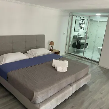 Kris Apartmán